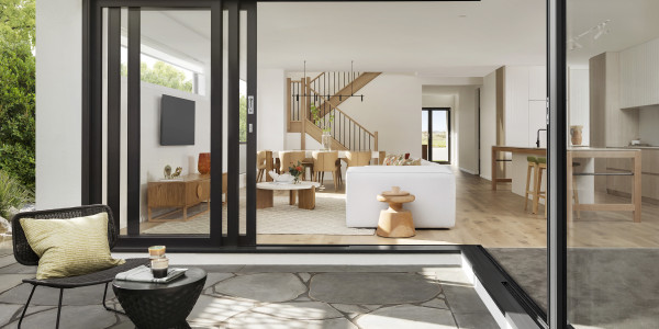 Comprar / Vender Casas Unifamiliares y Chalets en Alcorcón · con Ventanas Insonorizadas y Aislantes